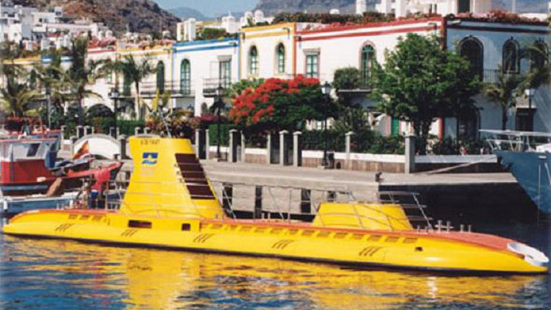 mogan yellow submarine tour